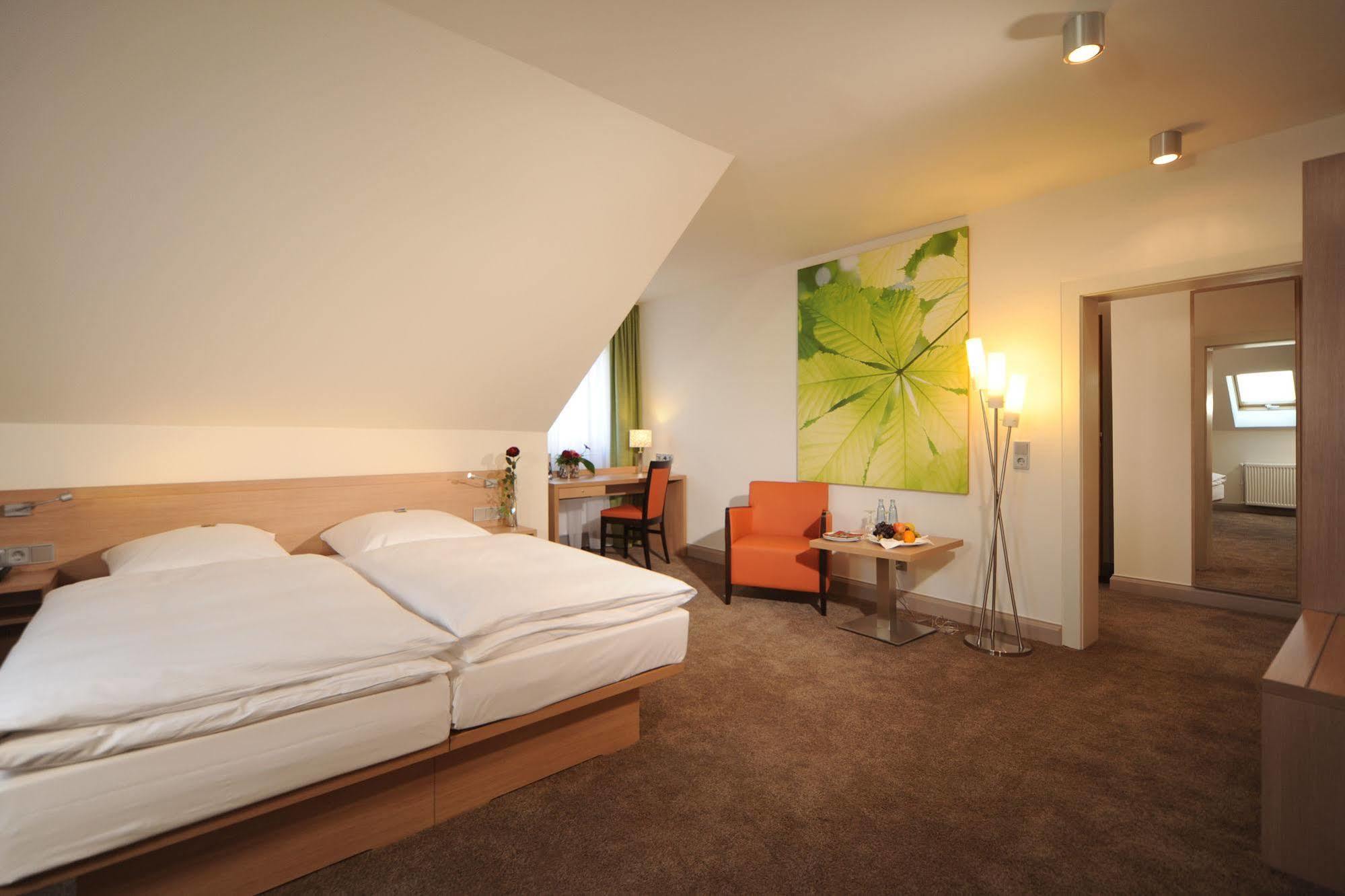 Hotel Ratskeller Salzgitter Kültér fotó